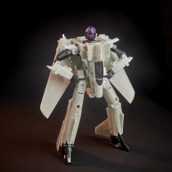 Top Gun Day Transformers X Top Gun Mash Up Maverick Robot Reissue Image  (1 of 7)